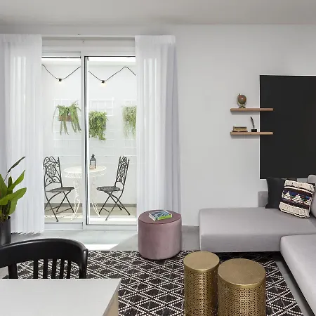 Mr. Katinsky - By Tlv2Go Apartment Tel Aviv Exterior photo