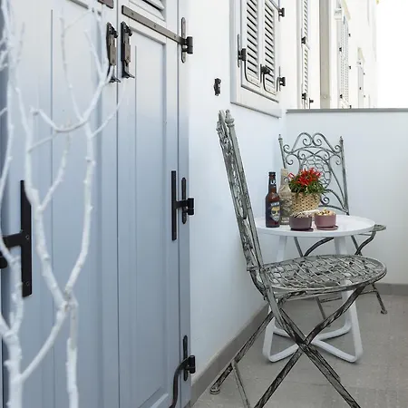Mr. Katinsky - By Tlv2Go Apartment Tel Aviv Exterior photo