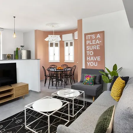 Mr. Katinsky - By Tlv2Go Apartment Tel Aviv Exterior photo