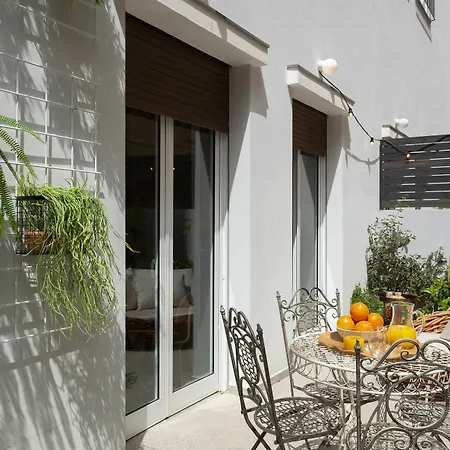 Mr. Katinsky - By Tlv2Go Apartment Tel Aviv Exterior photo